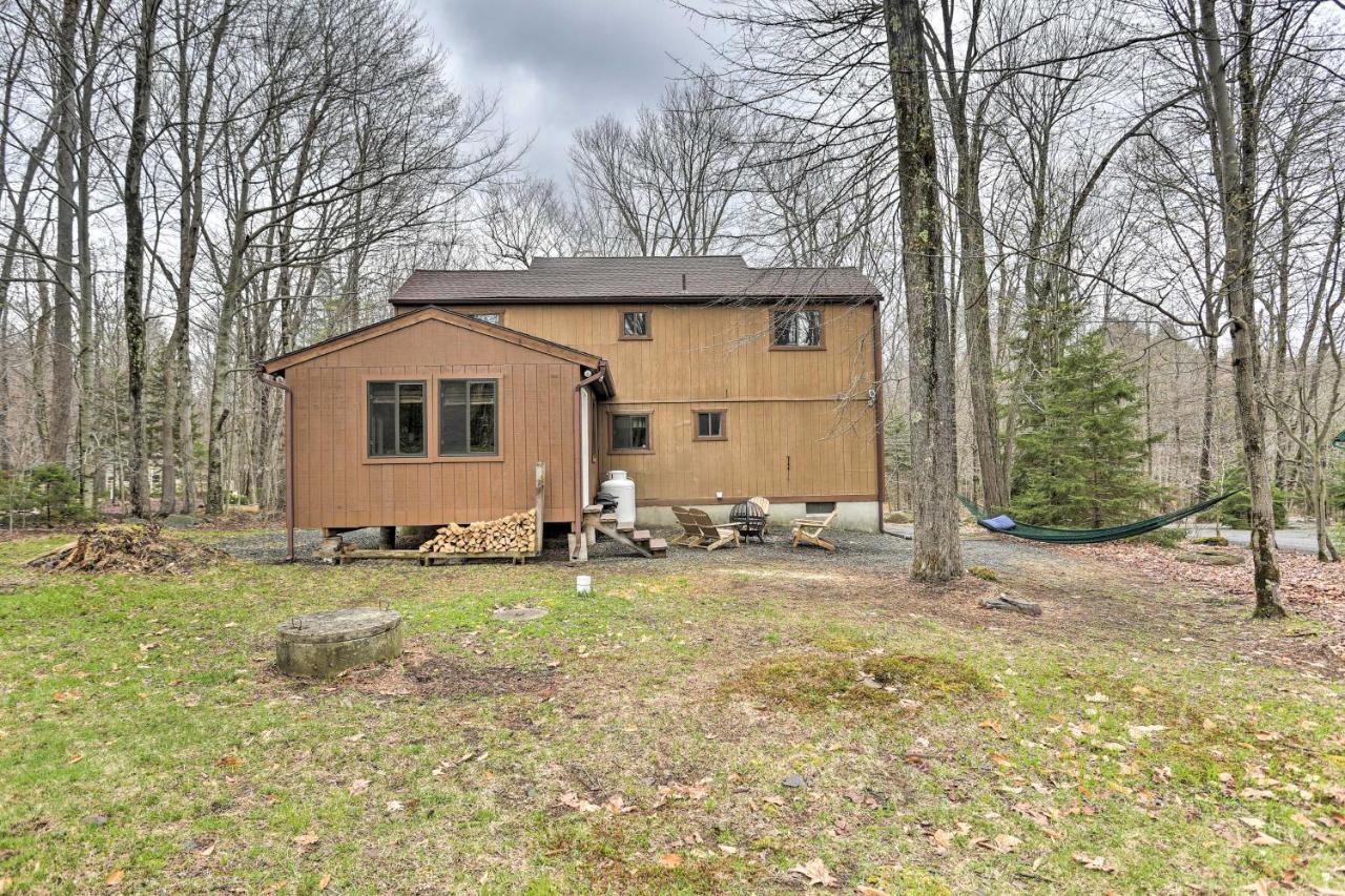Bear Den Rustic Pocono Lake Home With Game Room! المظهر الخارجي الصورة